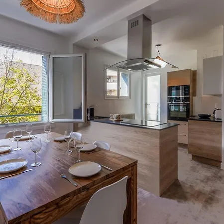 2 Au Coeur D'annecy Avec Terrasse Apartment *