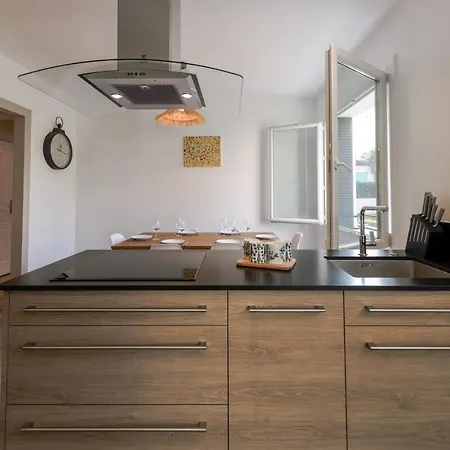2 Au Coeur D'annecy Avec Terrasse Apartment